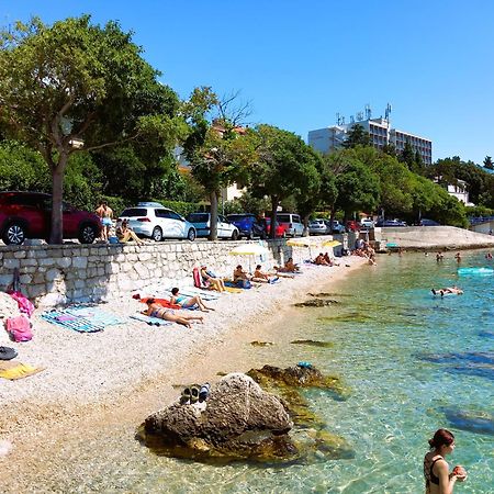 Branko Fabijanic Front Row By The Sea Apartment Selce Bagian luar foto
