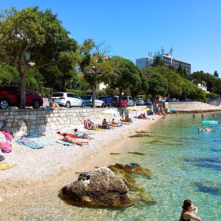 Branko Fabijanic Front Row By The Sea Apartment Selce Bagian luar foto