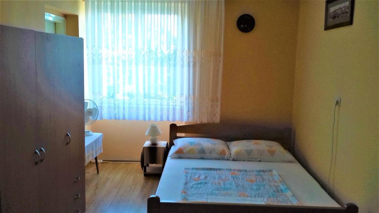 Branko Fabijanic Front Row By The Sea Apartment Selce Bagian luar foto
