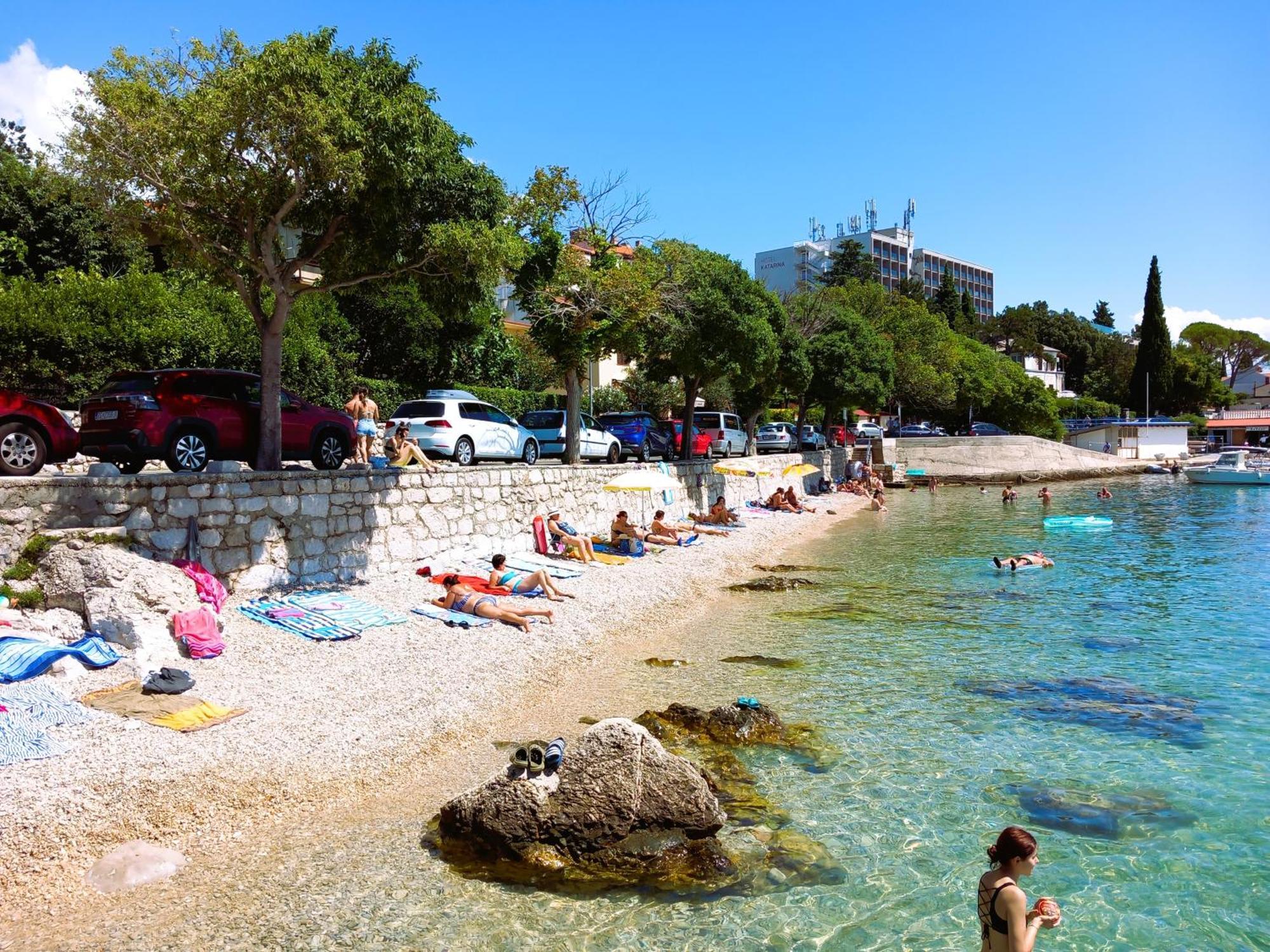 Branko Fabijanic Front Row By The Sea Apartment Selce Bagian luar foto